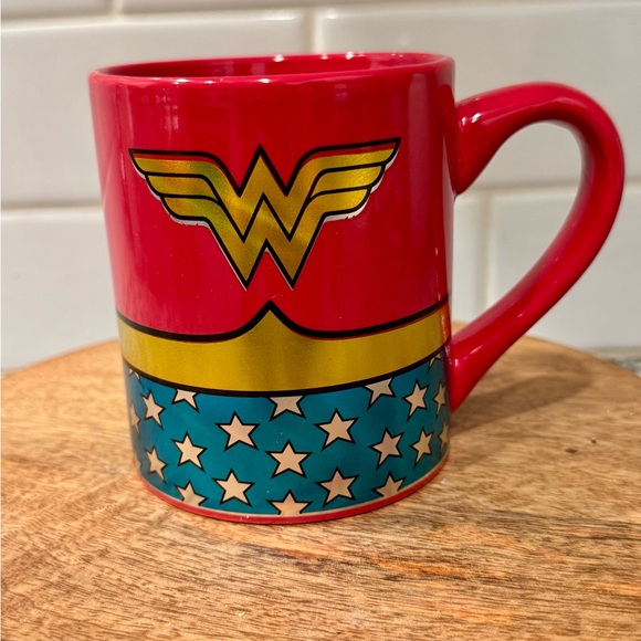 Wonder Woman‎ Mug - Picture 2 of 4